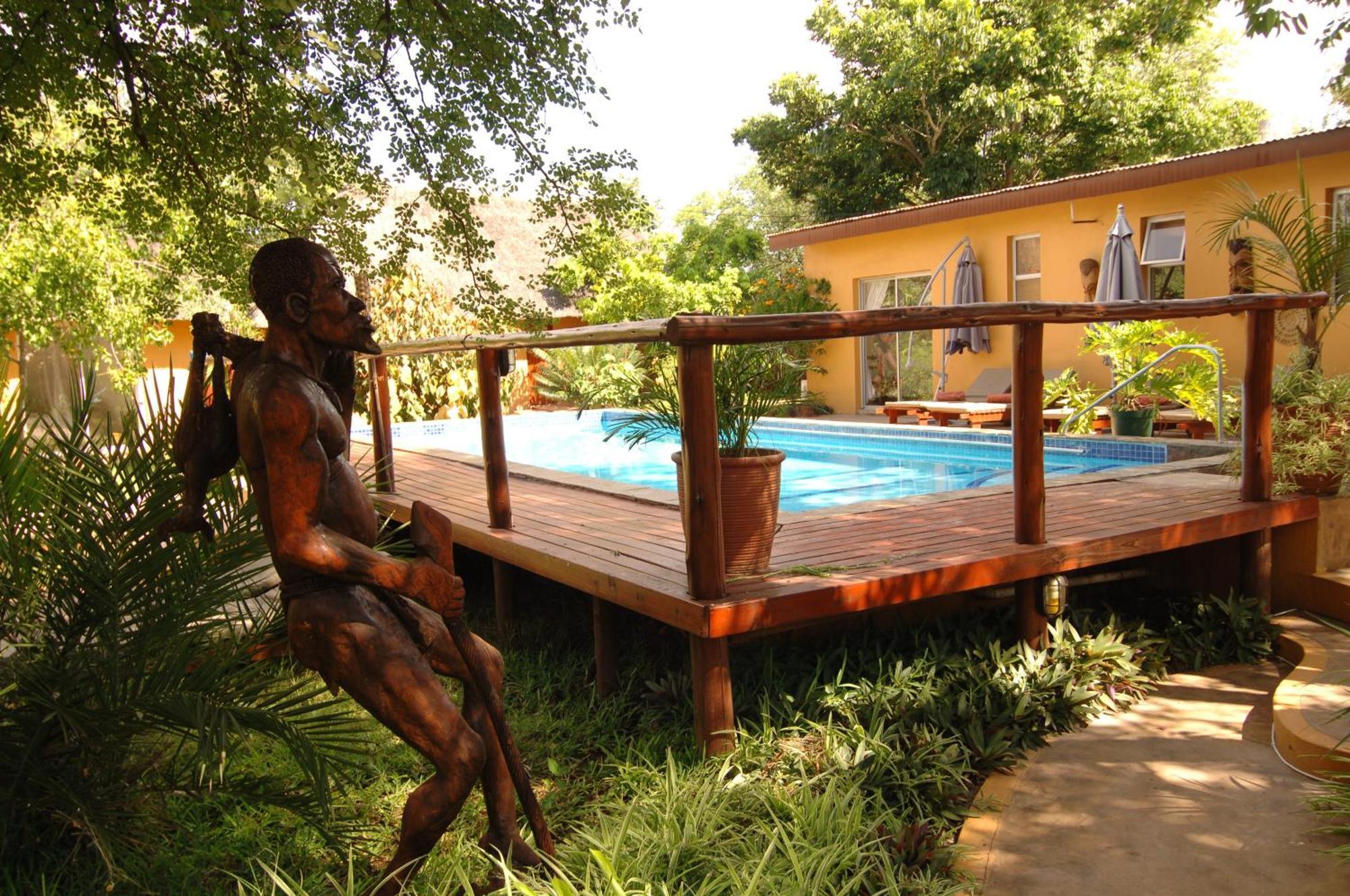 Normann Safari Bush Lodge พาลาบอร์วา ภายนอก รูปภาพ