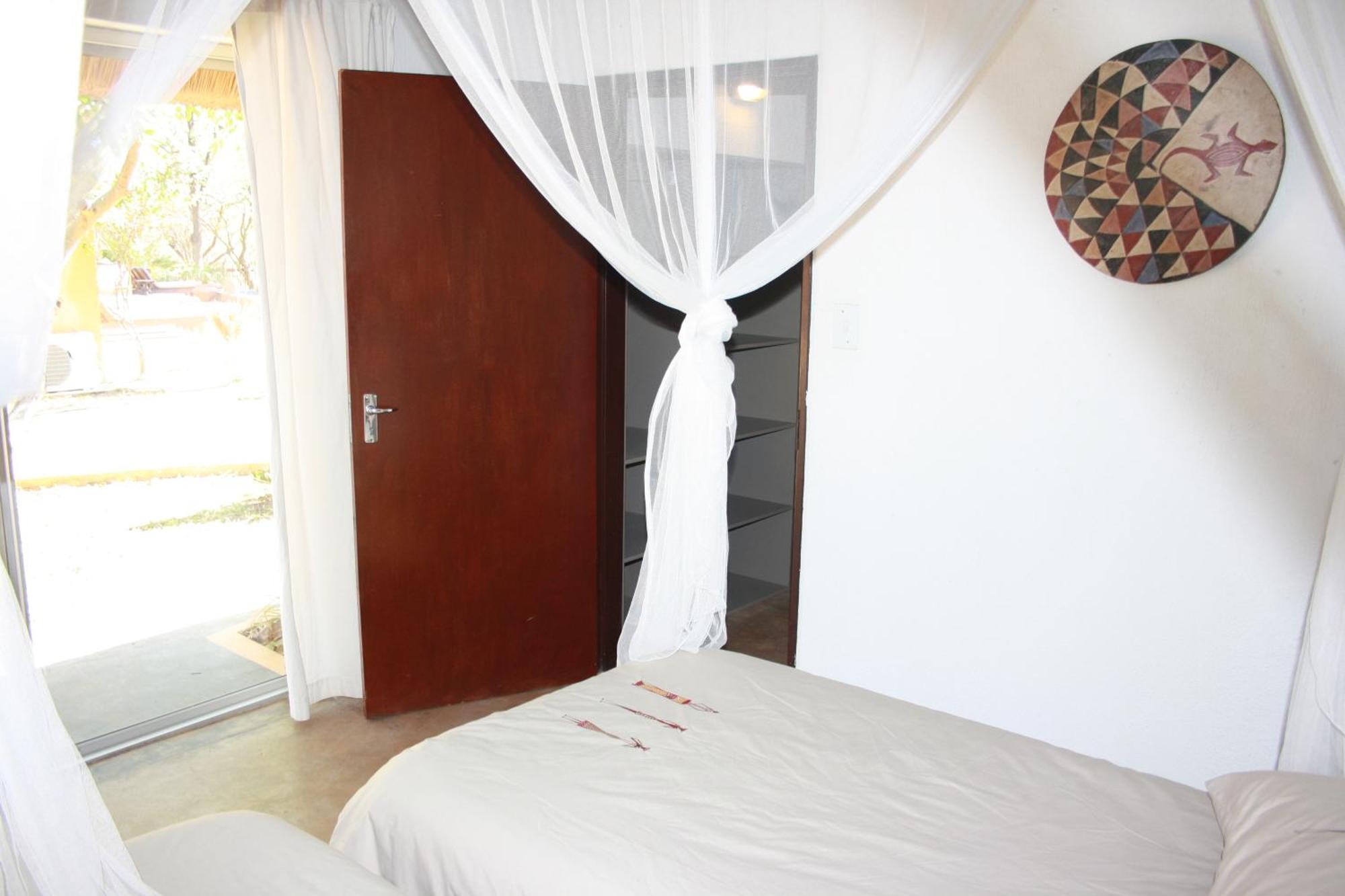 Normann Safari Bush Lodge พาลาบอร์วา ห้อง รูปภาพ